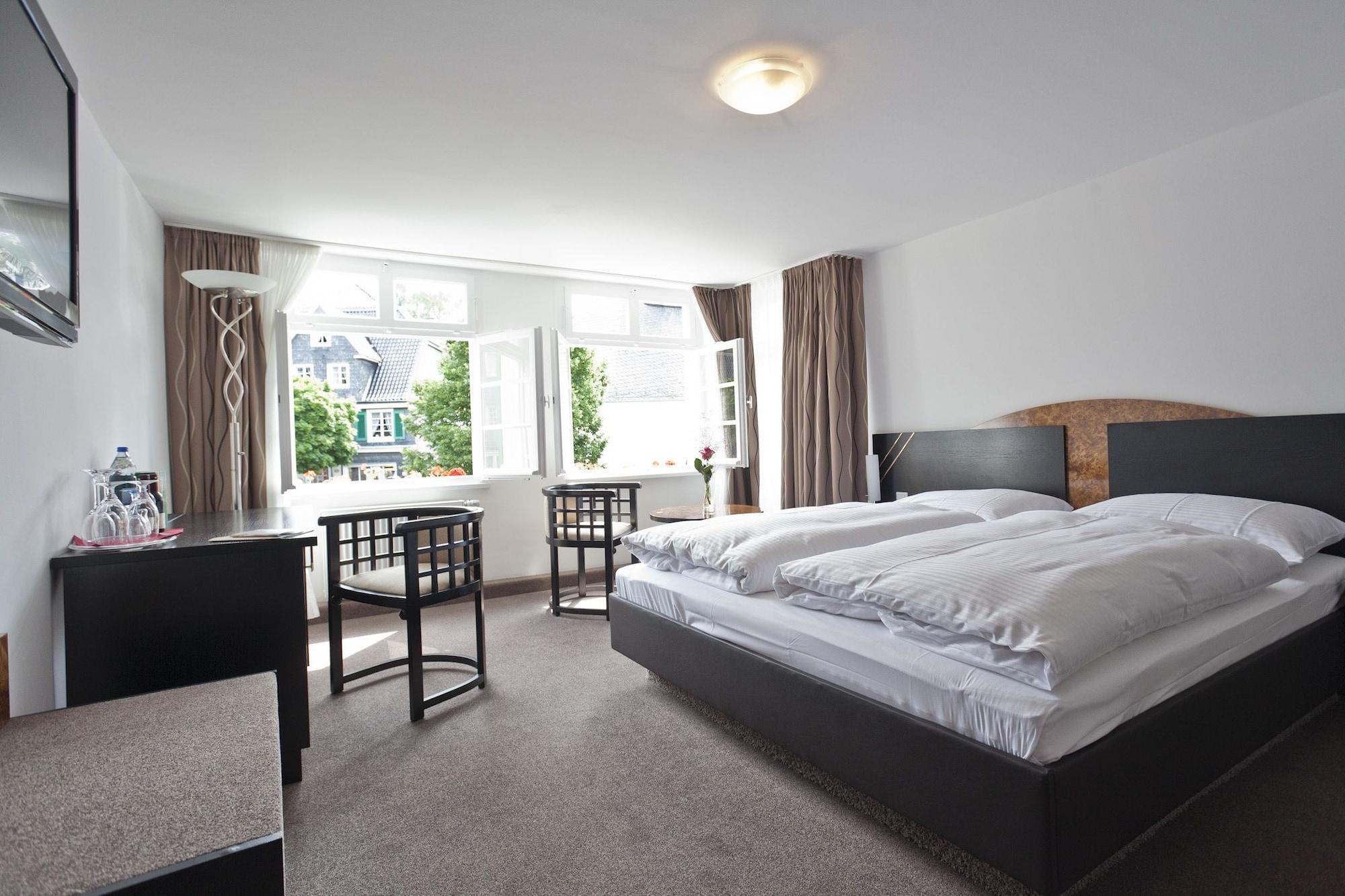 Hotel Graefrather Hof Solingen Kültér fotó