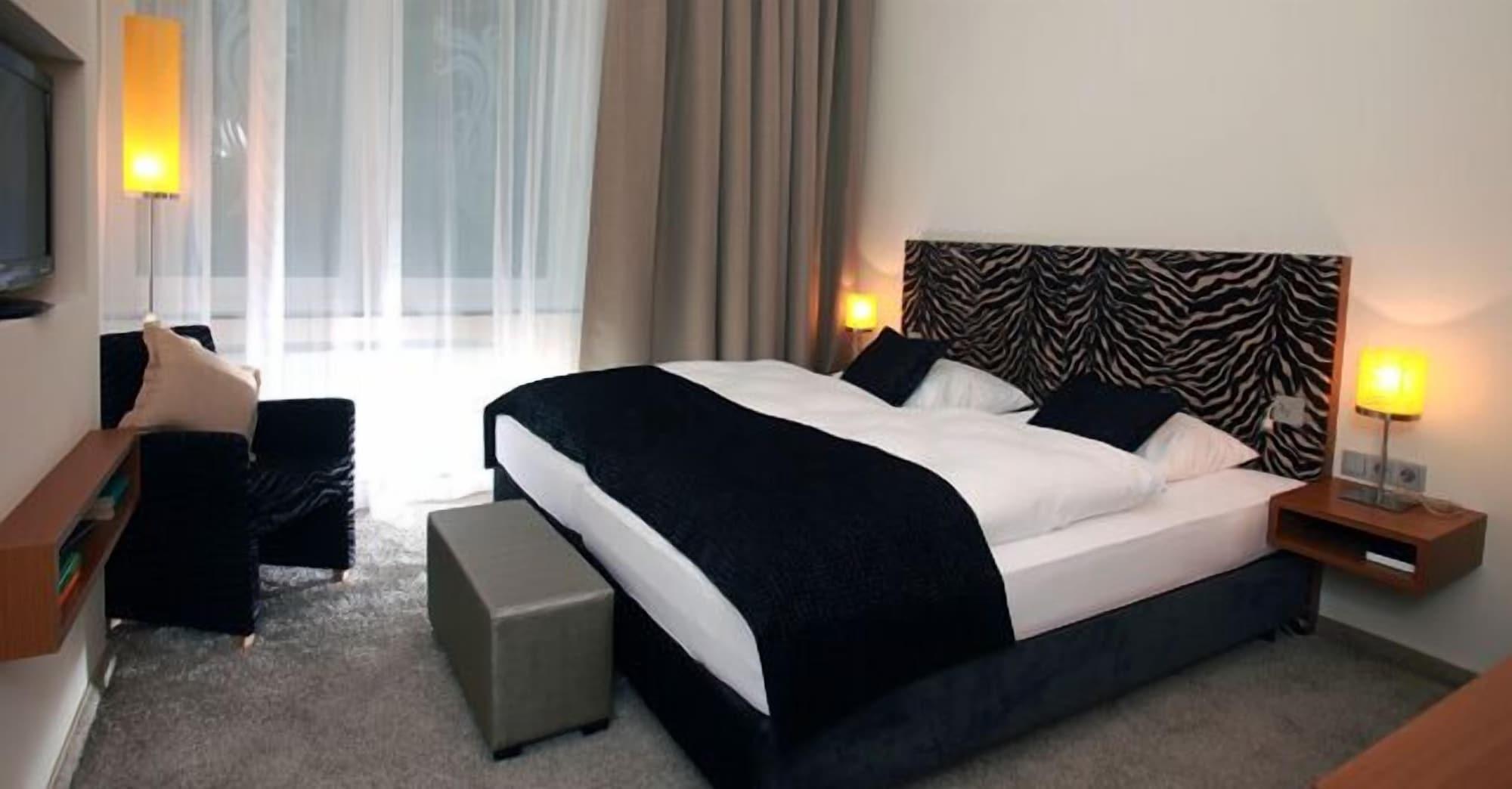 Hotel Graefrather Hof Solingen Kültér fotó