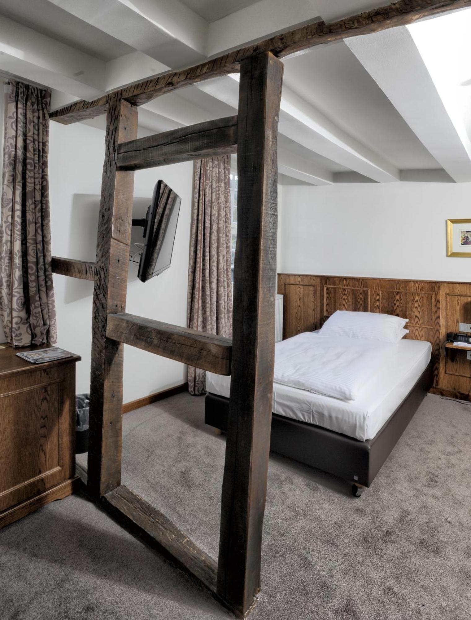 Hotel Graefrather Hof Solingen Szoba fotó